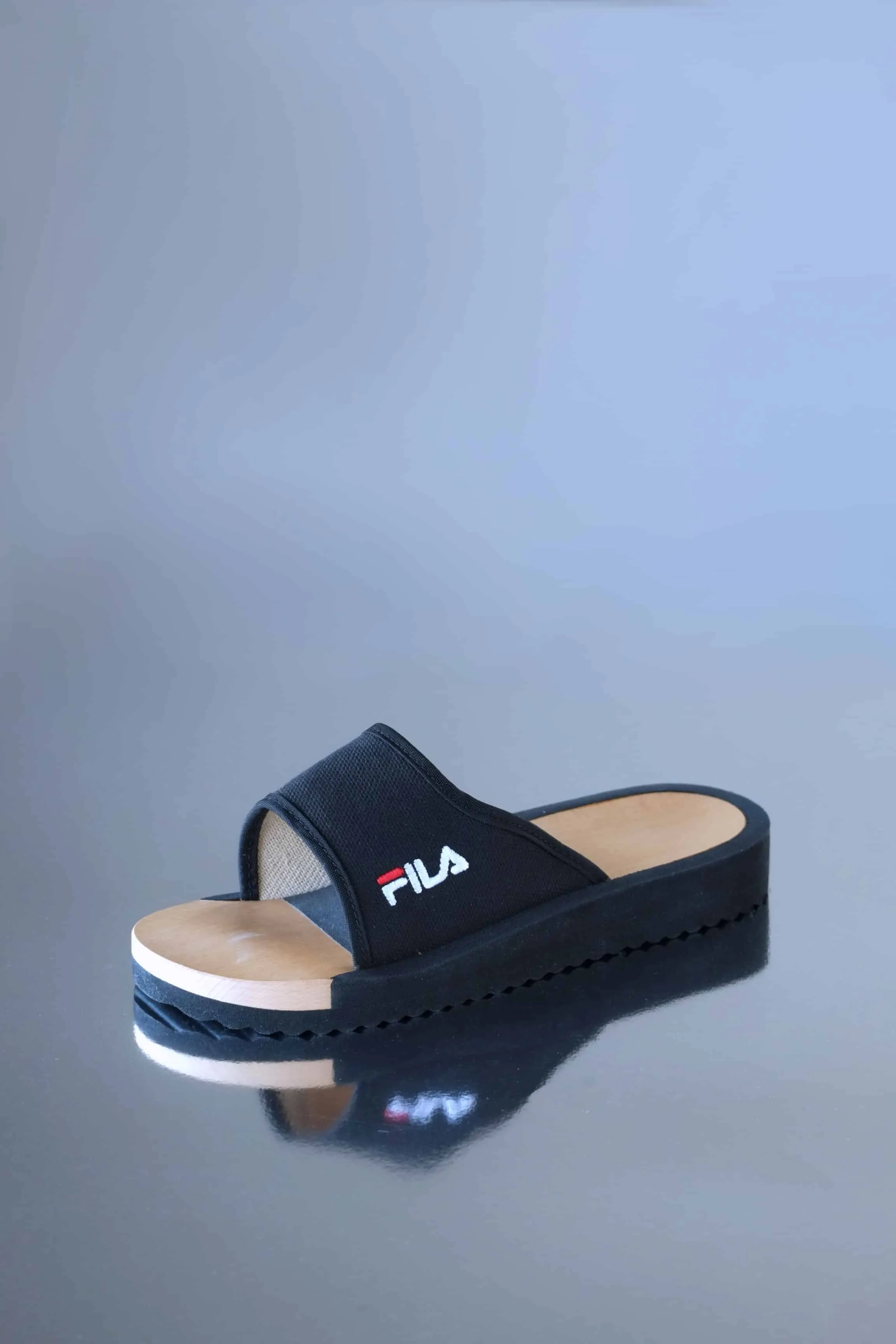 FILA 90s Beach Slides