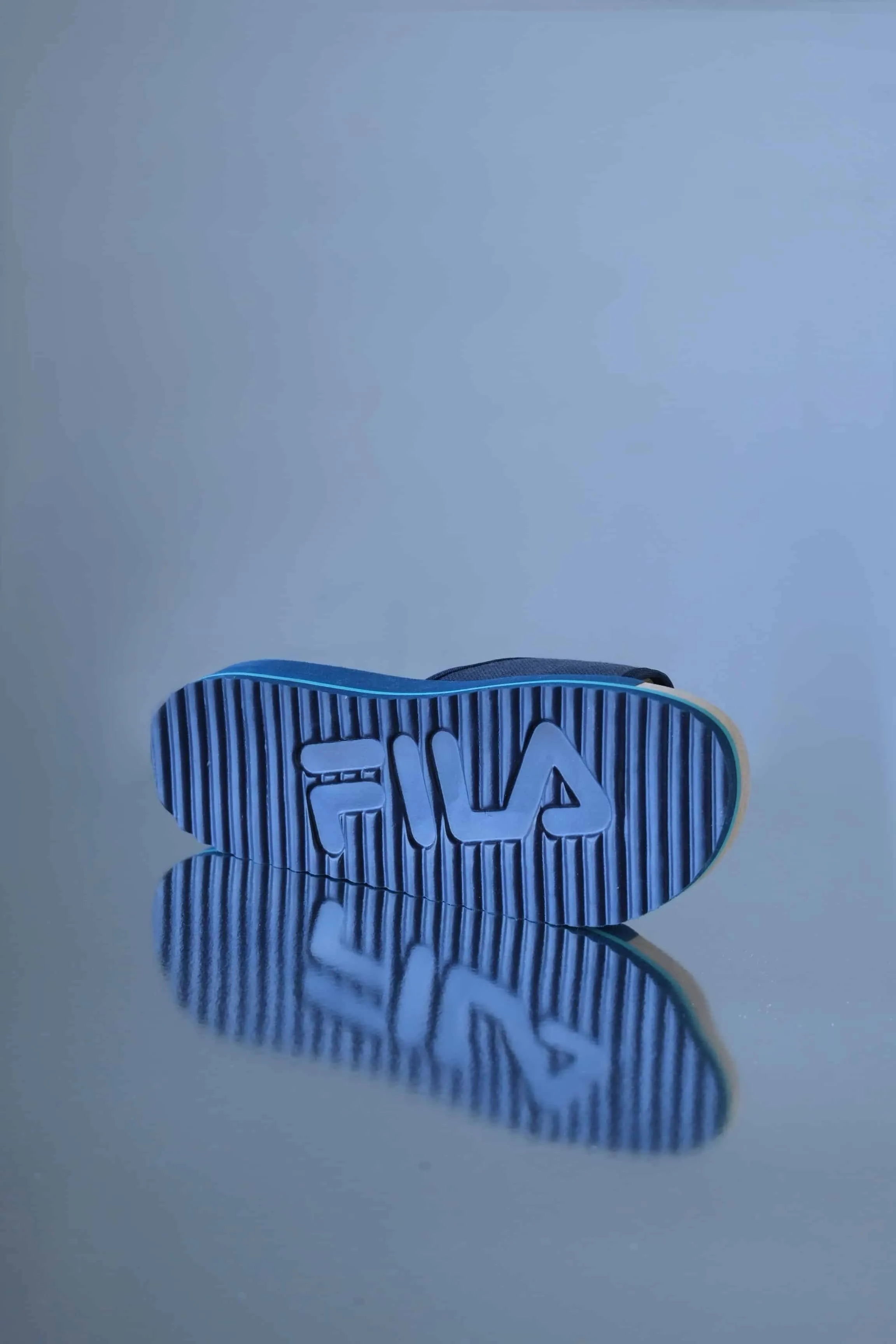 FILA 90s Beach Slides