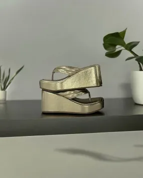 Golden Way too Simple Slides