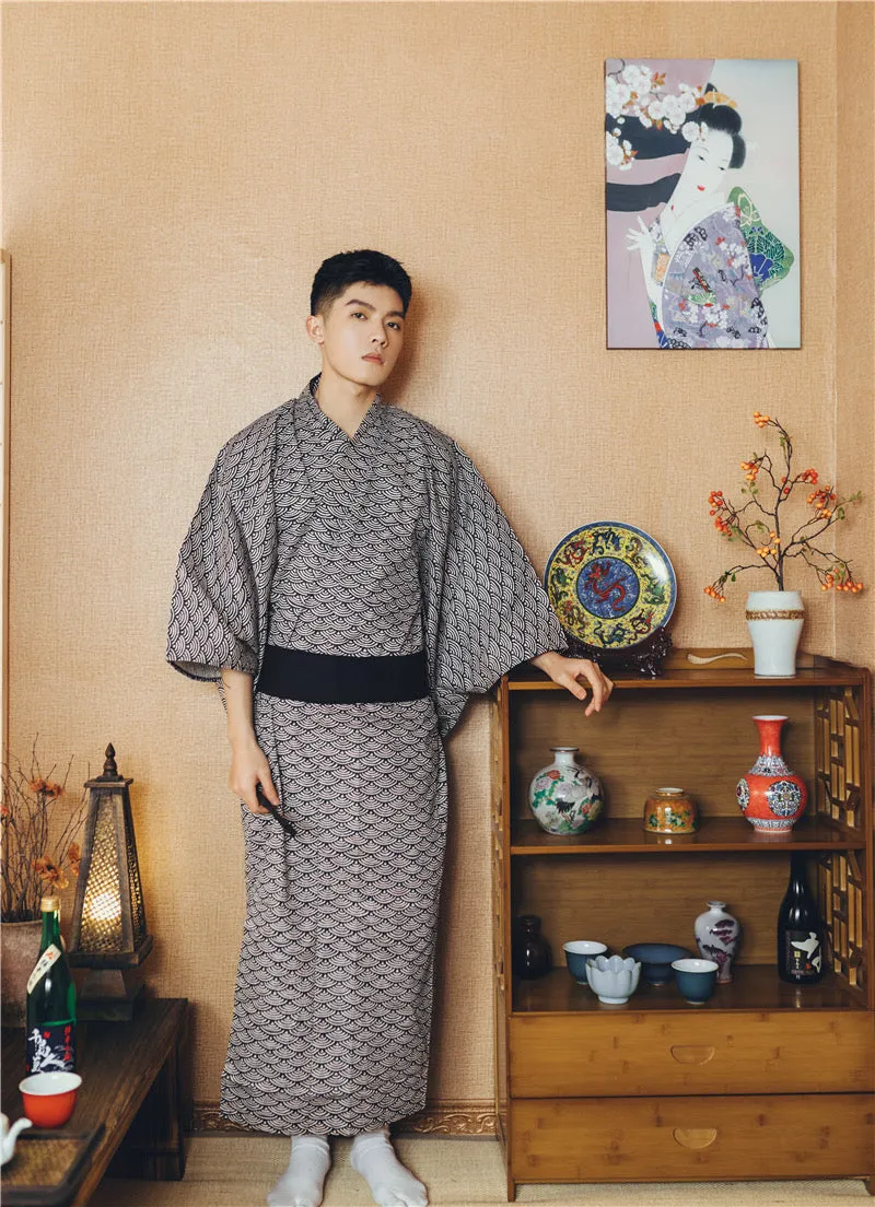 MEN’S TRADITIONAL JAPANESE FULL-SLEEVE KIMONO