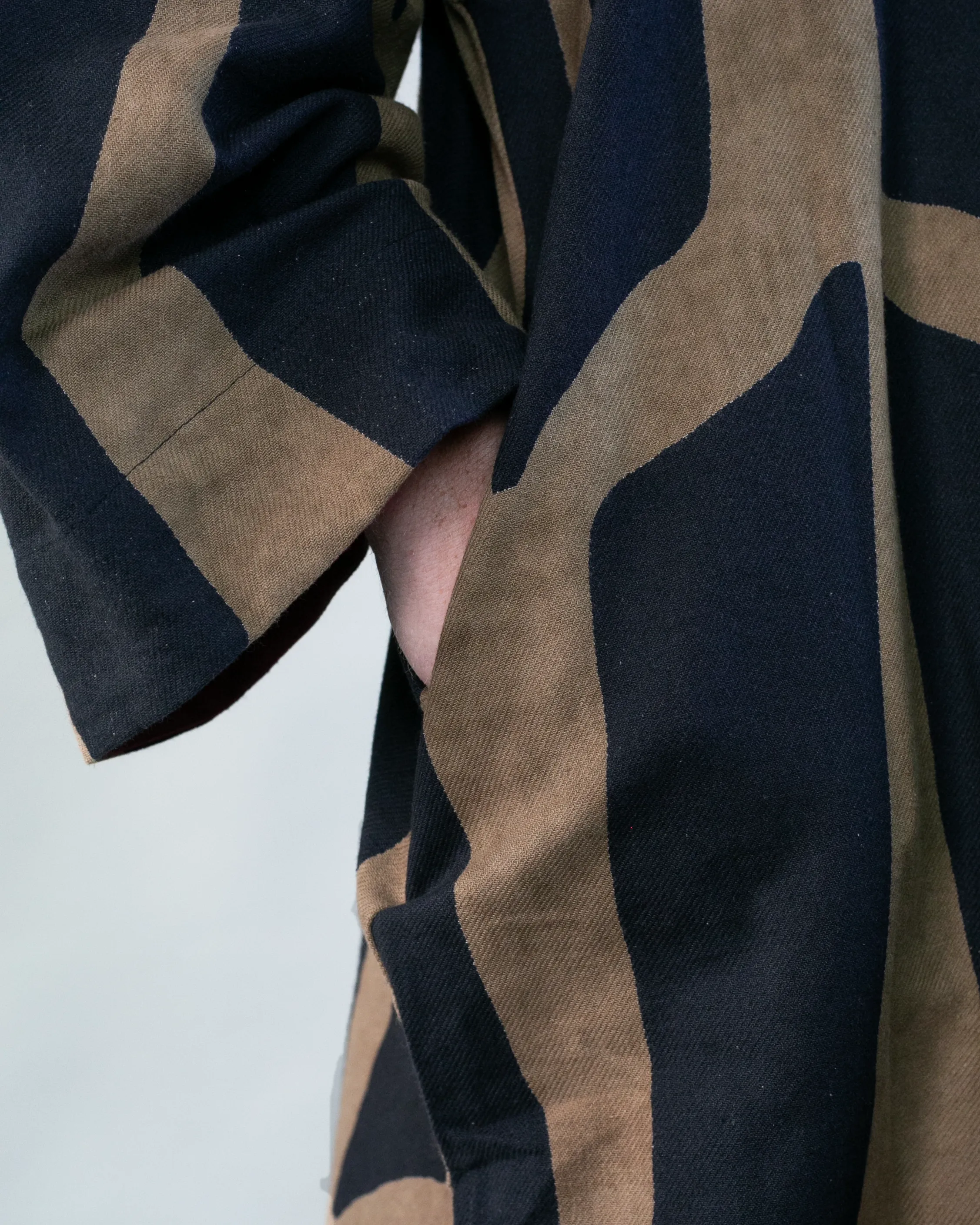 Wa-Modern Haori Robe, Gold with Black Kugi