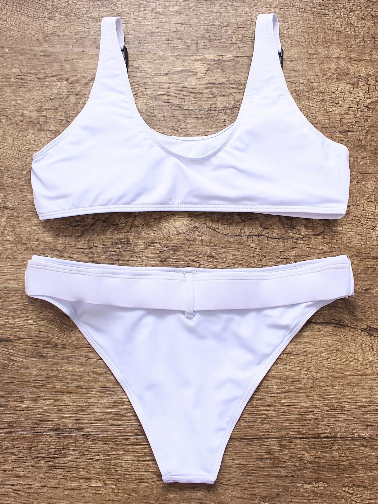 Wholesale Scoop Neck Sleeveless Plain Bikinis